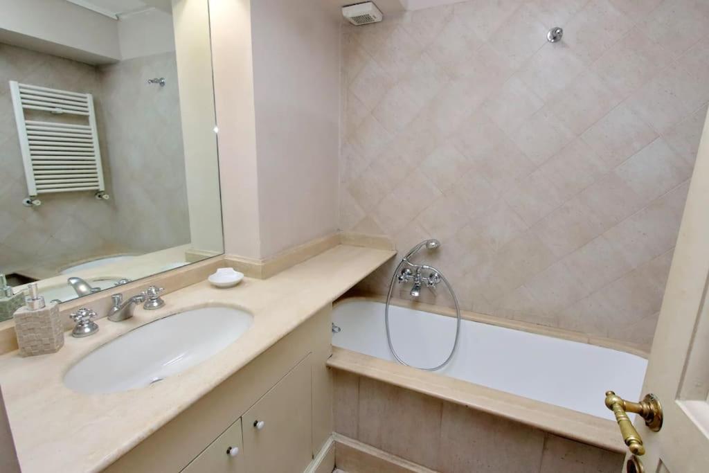 Navona Elegant Two Bedroom Apartment Rom Eksteriør billede